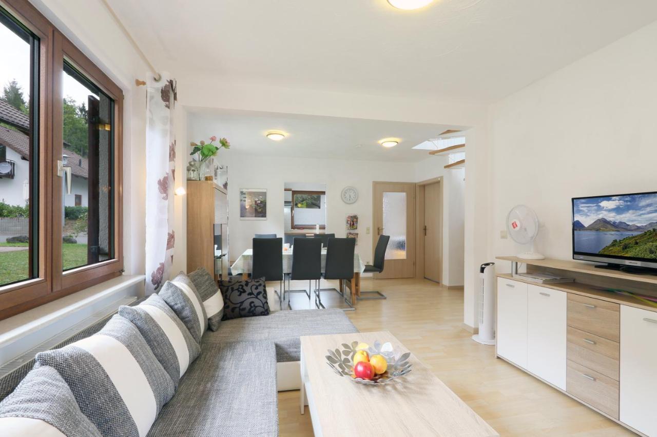 Seepark Kirchheim Ferienhaus Bei Vera Mit Sauna 外观 照片
