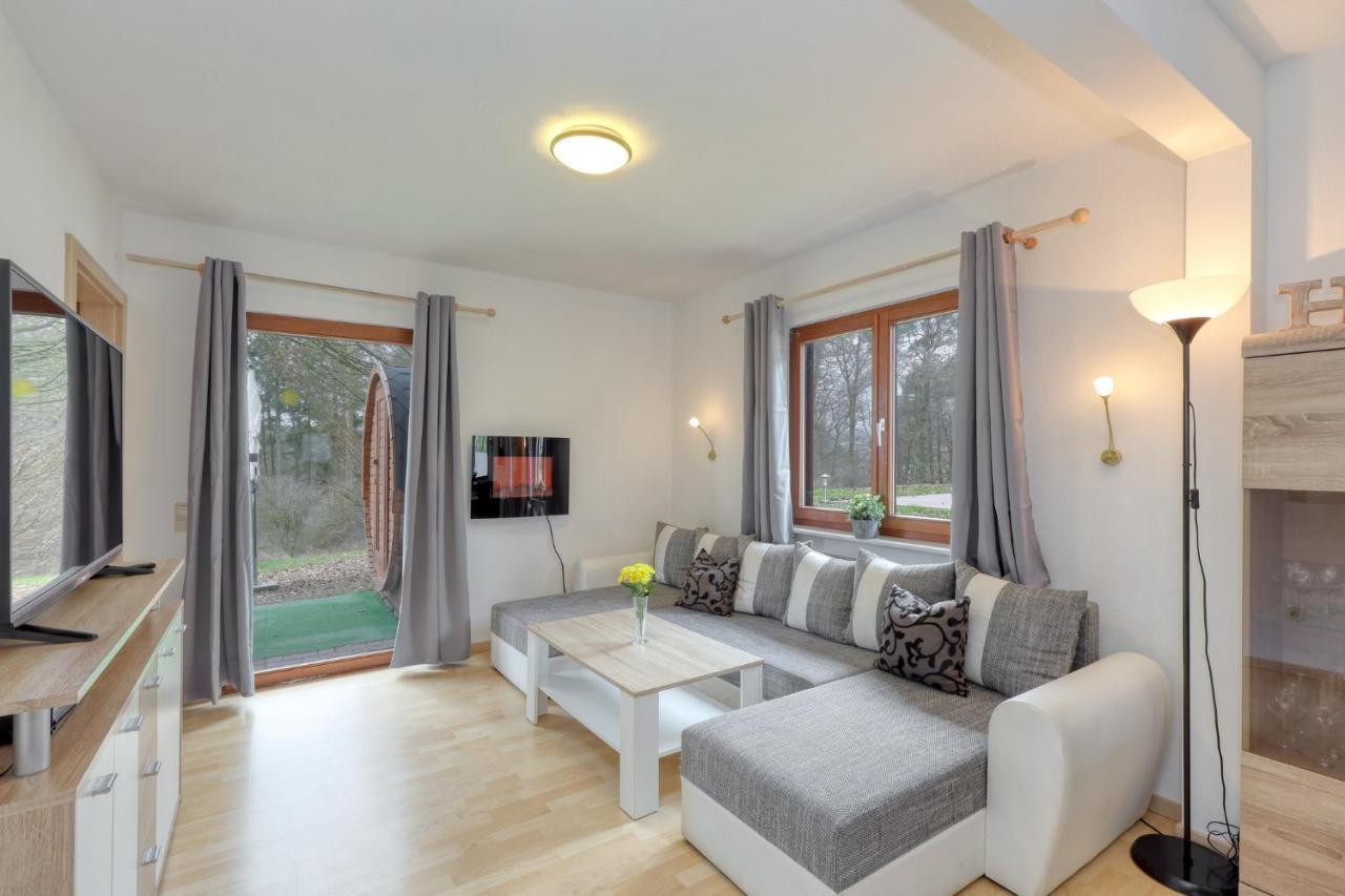 Seepark Kirchheim Ferienhaus Bei Vera Mit Sauna 外观 照片