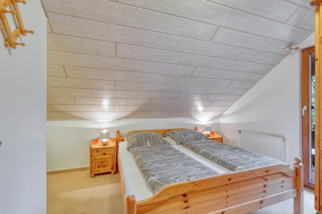 Seepark Kirchheim Ferienhaus Bei Vera Mit Sauna 外观 照片